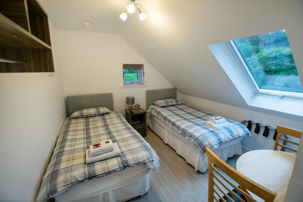 Corran Bunkhouse Hotel Eksteriør billede The twin bedroom